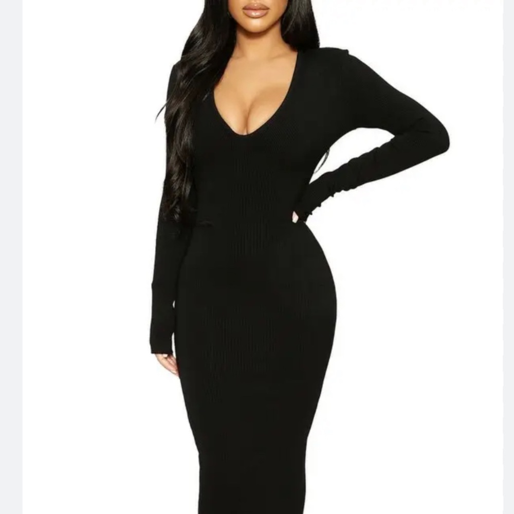 Naked Wardrobe Snatched V-Neck Long Sleeve Midi Dress